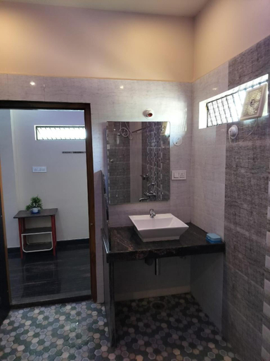 Bathroom 4, SAMRAT HOME STAY, Bellary