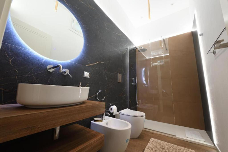 Bathroom 4, Terra Sinus Luxury apartment, Palermo