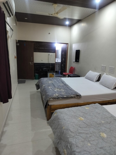Others 4, SAMRAT HOME STAY, Bellary