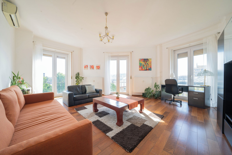 Living area, Aurelia Suite – Spacious W/ Ac & Danube View, Budapesti