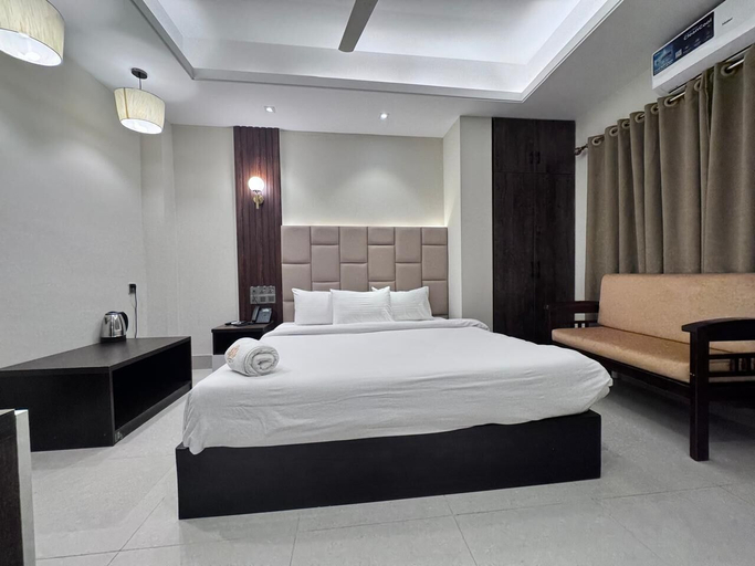 Room 3, Grand Khalifa Hotel Hamama, Sylhet