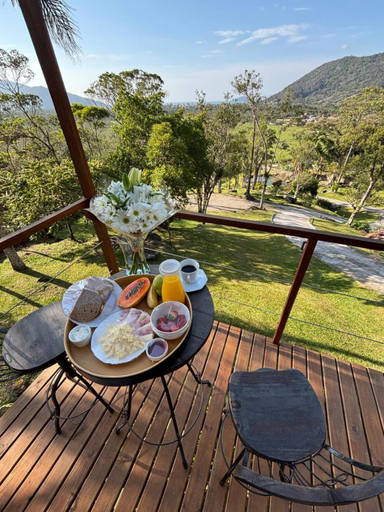 Food & Drinks 3, Casas de Vidro - Hospedar com Proposito, Florianopolis
