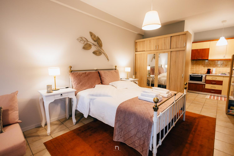 Bedroom 2, Αγροικια Mυλοδεση, West Greece