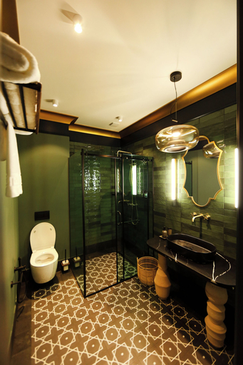 Bathroom 4, Hotel Retro, Batumi