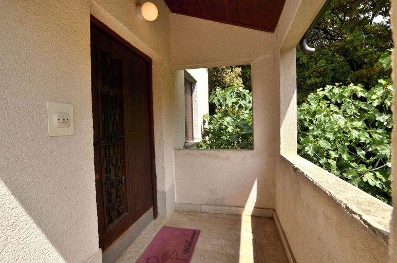 Others 5, Apartment Anica, Cres