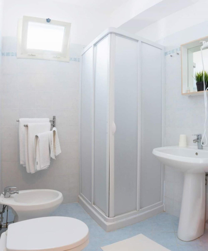 Bathroom 2, SUD12 - Case Vacanze sul Mediterraneo, Trapani