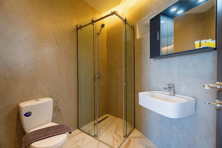 Bathroom 2, Aeli Vista Apartments, Central Macedonia