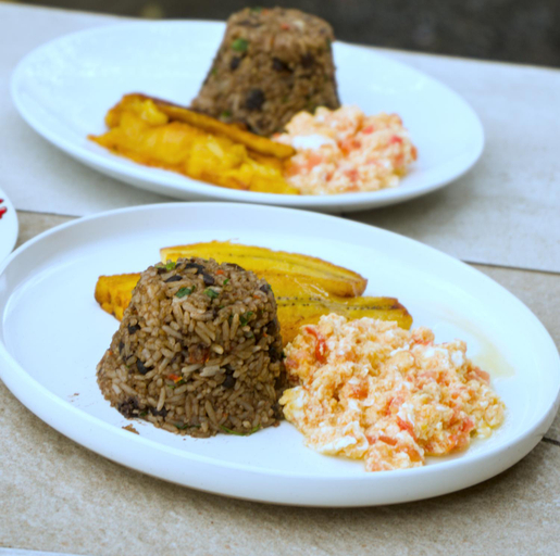 Food & Drinks 5, Alpha Arenal, San Carlos