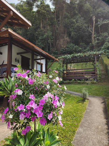 Others 4, Chales Metanoia, Nova Friburgo