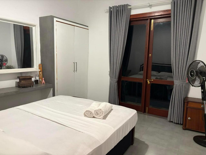 Others 2, Taku Home Stay, Udunuwara