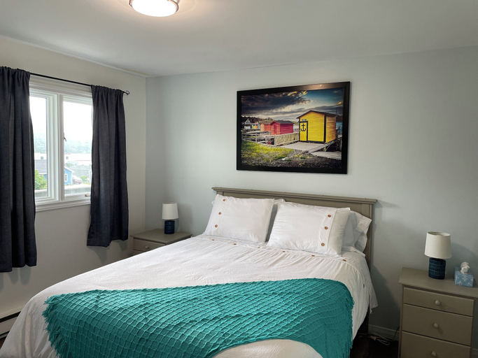 Bedroom 5, Buoy & Arrow Restaurant and Suites, Division No. 9