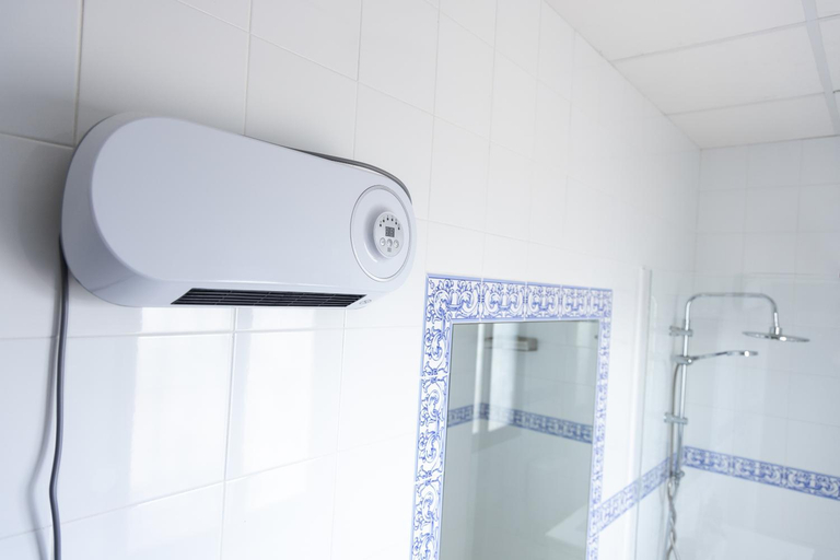 Bathroom 3, Casa los Laureles, Sevilla