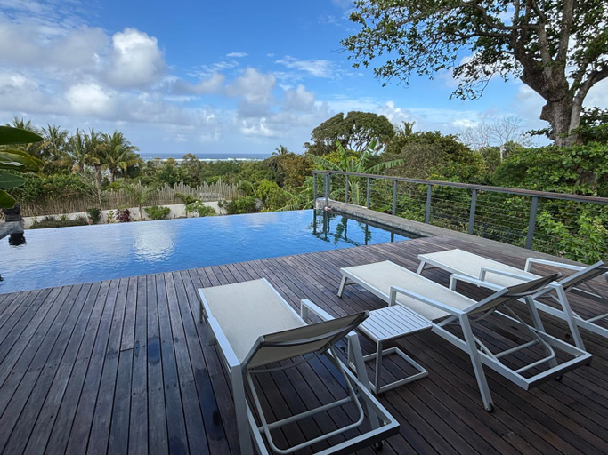 Sport & Beauty, Villa lagoon view Baie du cap bel ombre