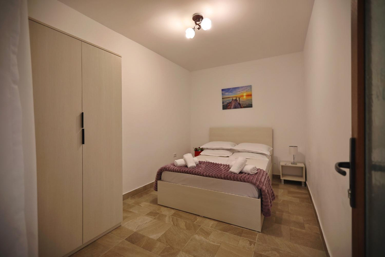 Bedroom 2, Casa Selina, Corbu