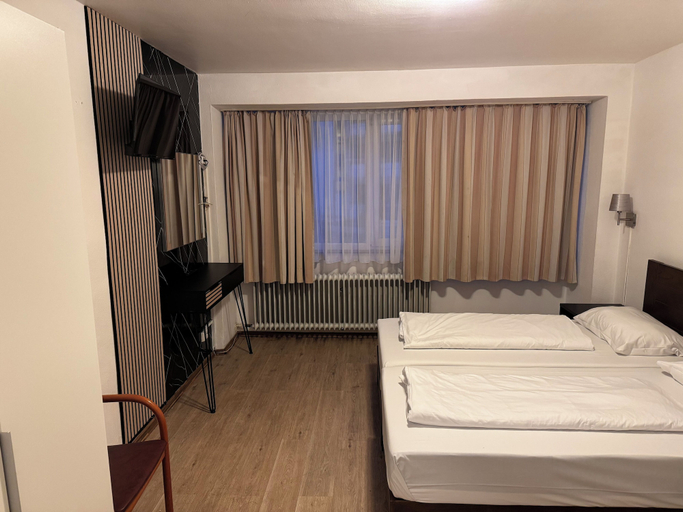 Bedroom 3, Pension Alpha, Frankfurt am Main