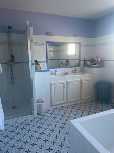 Bathroom 4, Villa avec piscine privee a Avignon, Vaucluse