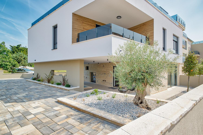 Exterior view 5, Villa Sponza, Medulin
