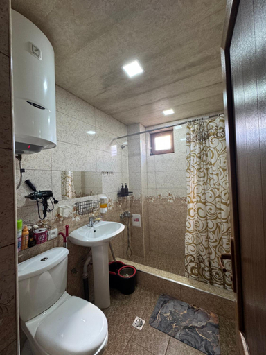 Bathroom, AlexMila