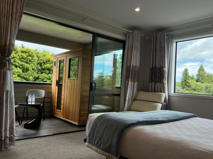 Others 4, Tamahere Lifestyle, Waikato