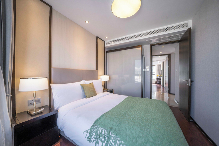Room 4, Tyms Gubei Apt 3BR 2BA near Takashimaya, Shanghai