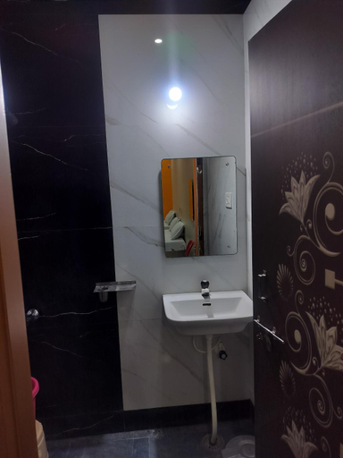 Others 5, SAMRAT HOME STAY, Bellary