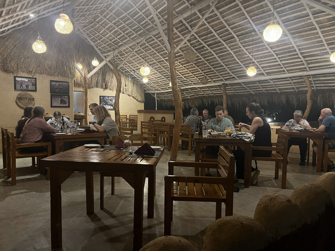 Food & Drinks 5, Saffron Lake Yala, Thissamaharama