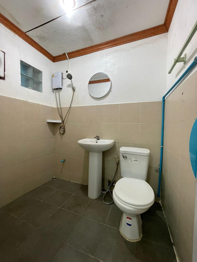 Bathroom, Pakse Backpacker Hostel2023, Pakxe