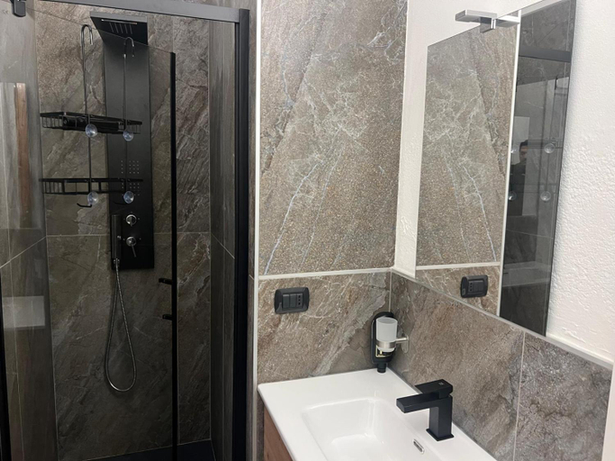 Bathroom 3, VACANZE A SESTOLA, Modena