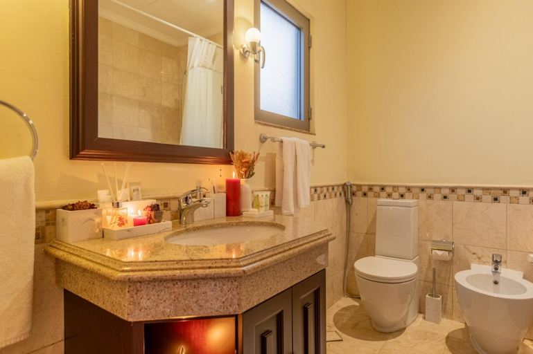 Bathroom 4, Orion, Dubai