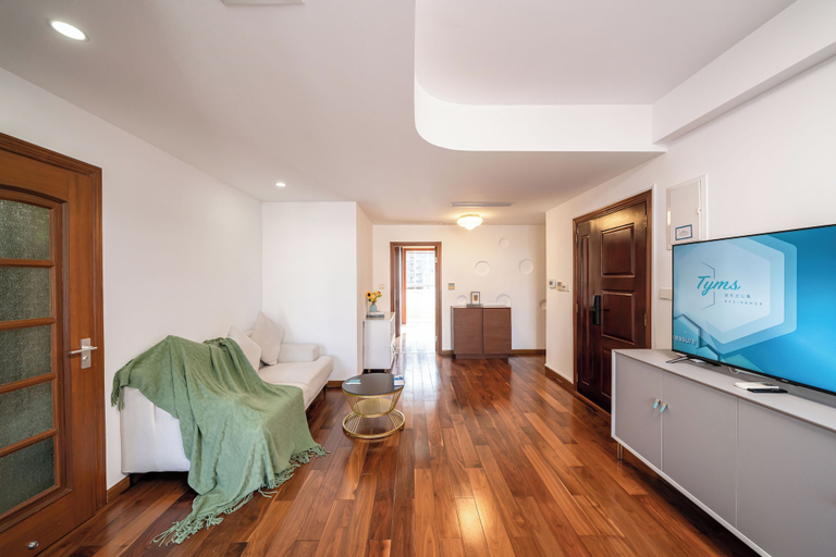 Living area 2, Tyms Gubei Apt 2BR near Metro Plaza, Shanghai