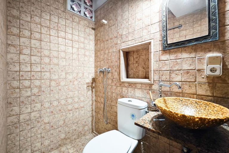 Bathroom, Navila Pasillo Superior, Baleares