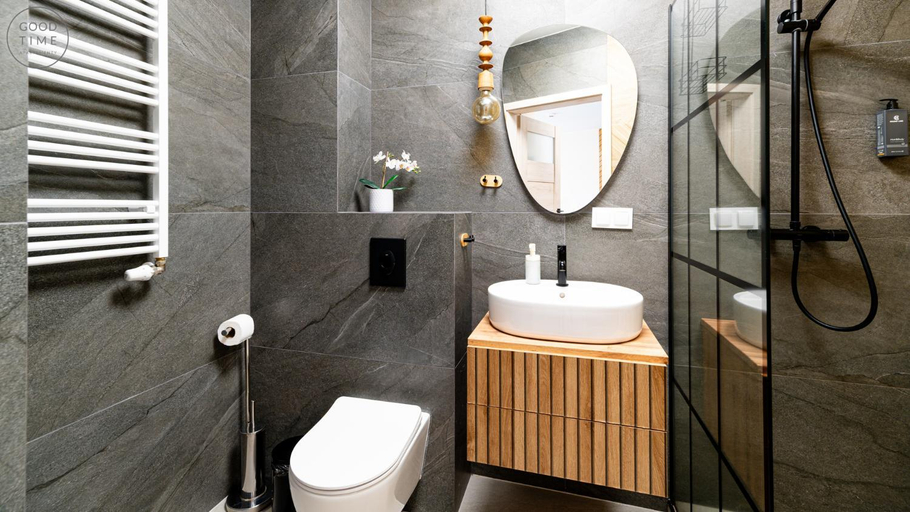 Bathroom 2, Apartamenty Good Time - Stone Hill IV, Jelenia Góra