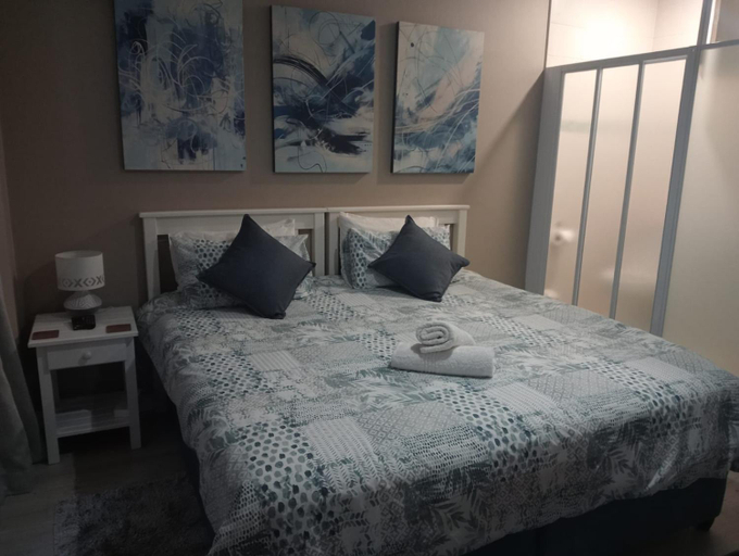 Bedroom 2, Gecko Units, Nelson Mandela Bay