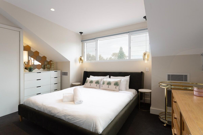 Bedroom 2, Sophisticated Bondi Beach House, Sydney