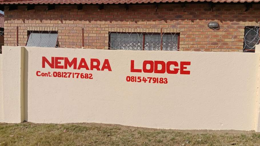 Exterior & Views 3, NEMARA Self Catering Lodge, Capricorn