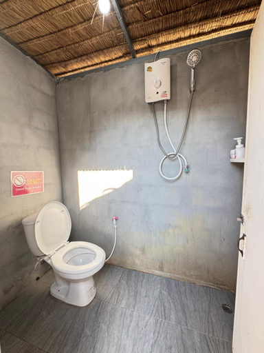 Bathroom 3, Baan phuwamin, Ko Lanta