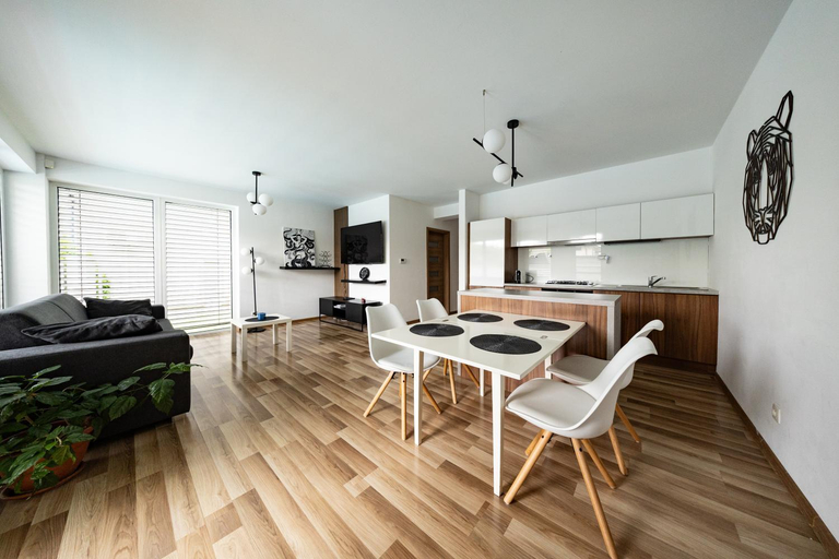 Others 5, Apartman s wellnes, Bratislava II