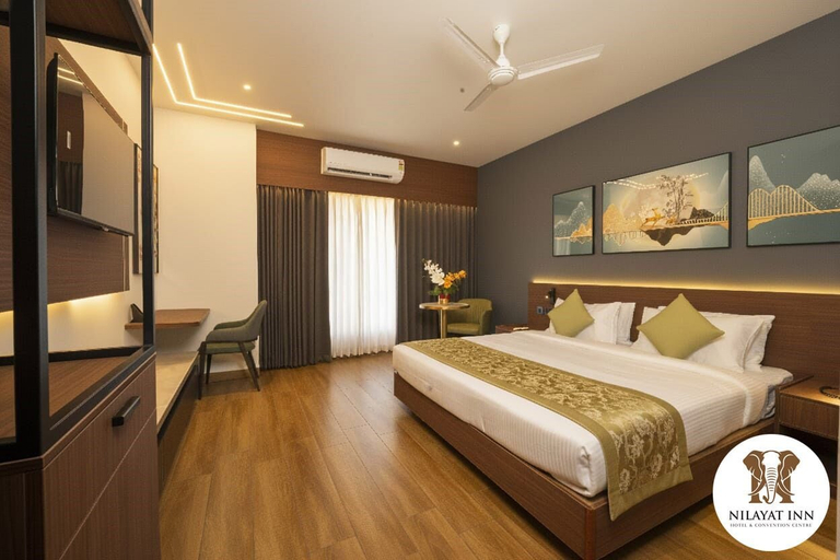 Room 3, NILAYAT INN, Thrissur
