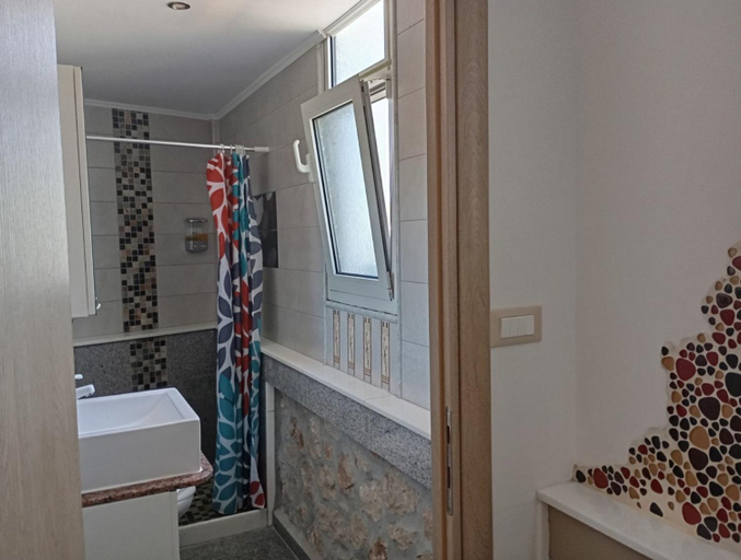 Bathroom 4, Athinas Art House, South Aegean