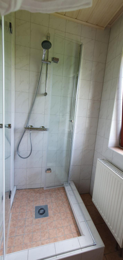 Bathroom 4, Gasthaus Zum Schneider, Bayreuth