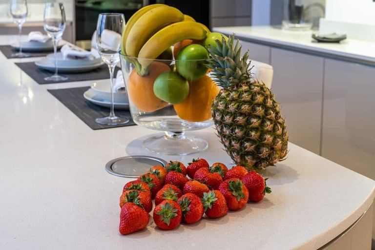 Food & Drinks 5, Mayfair Mansions, London
