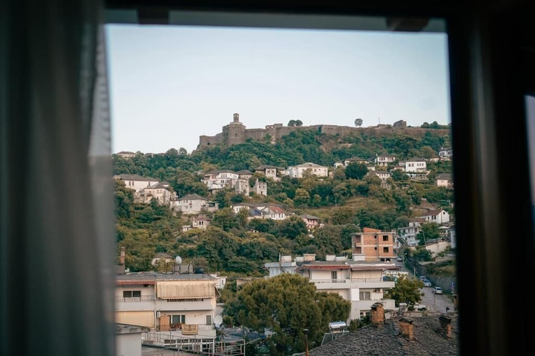 Others 5, Center Hotel, Gjirokastrës