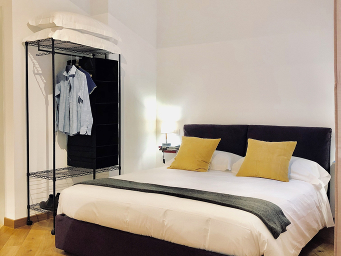 Bedroom 3, Palazzina B, Genova