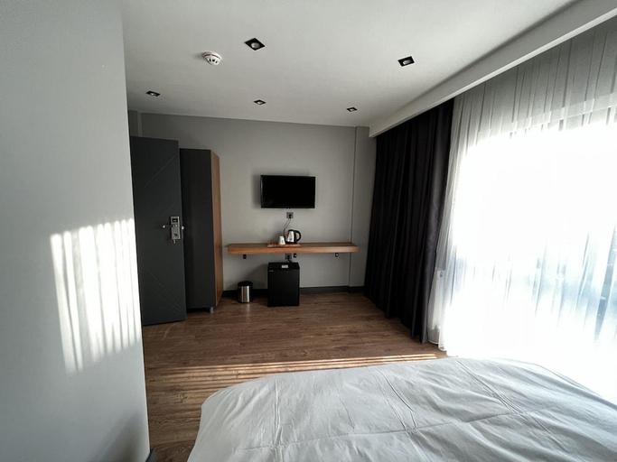 Bedroom 2, Bademi Room, Merkez