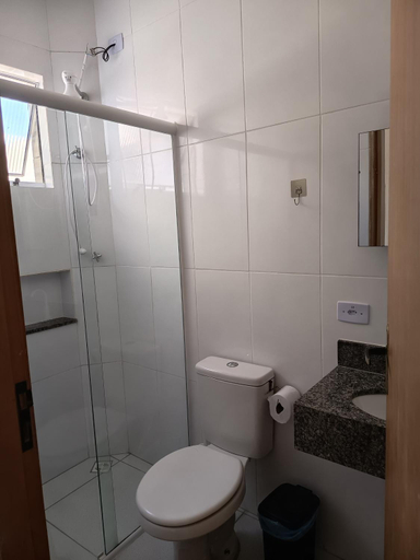 Bathroom, Pousada Peruibe Frente ao Mar - Suites, Kitnets e Apto, Peruíbe