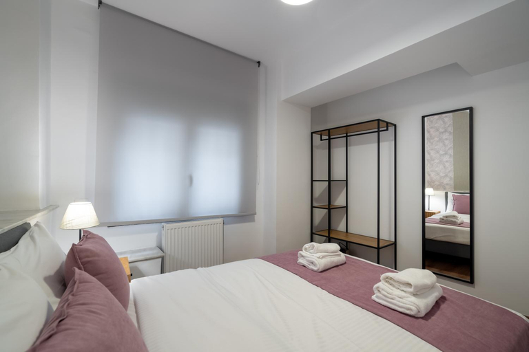 Bedroom 2, Strefi Hill Suites, Attica