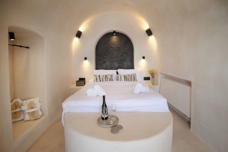 Others 4, One of One Suites, South Aegean