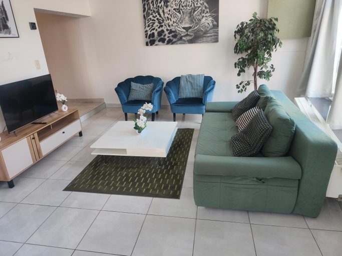 Others 4, Bel appartement confortable Mons, Hainaut