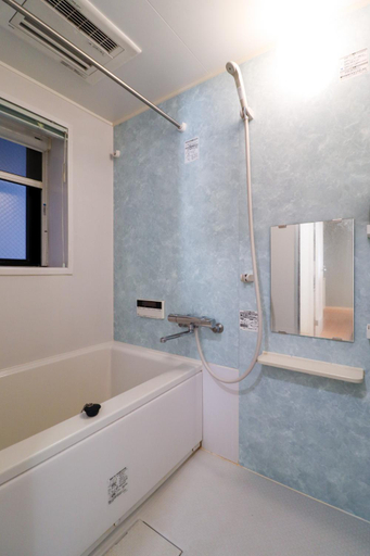 Bathroom 3, Al Di La 四谷, Shinjuku