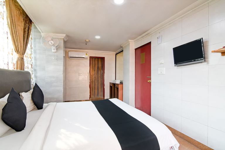Room 3, Raj Palace- by Brill Rooms, North 24 Parganas